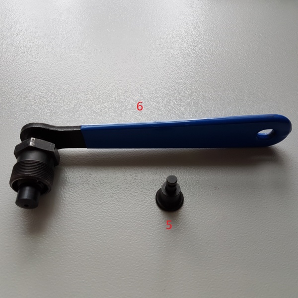 File:Crank puller.jpg